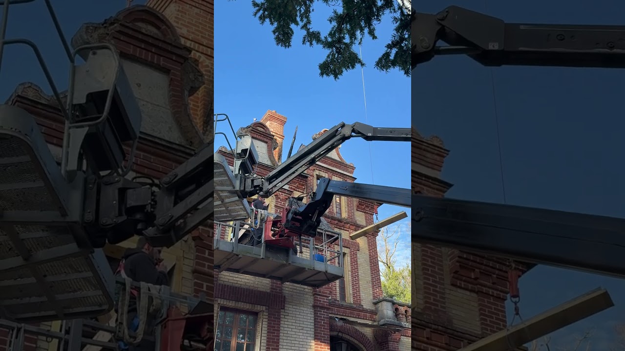 Nos cheminées risquent de s’effondrer #château #rénovation #manoir