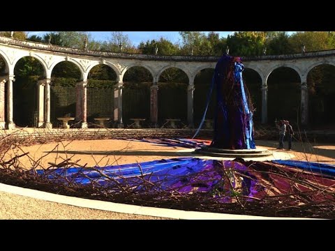 Sculptures géantes dans les bosquets du Château de Versailles